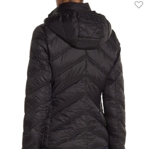 Michael Kors Puffer - Picture 3 of 8